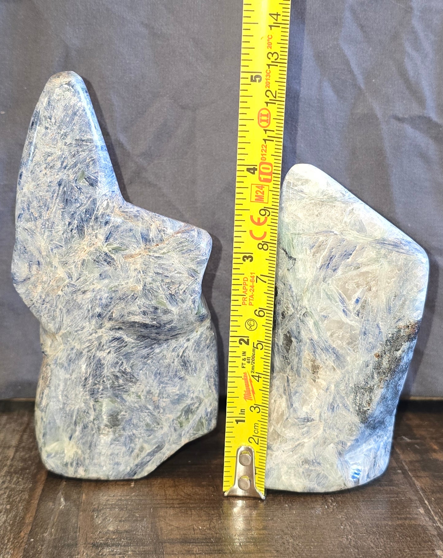 S0269 Kyanite Freeform