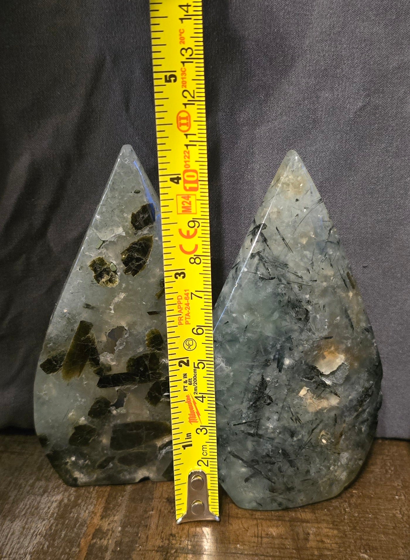 S0005 Prehnite Teardrop