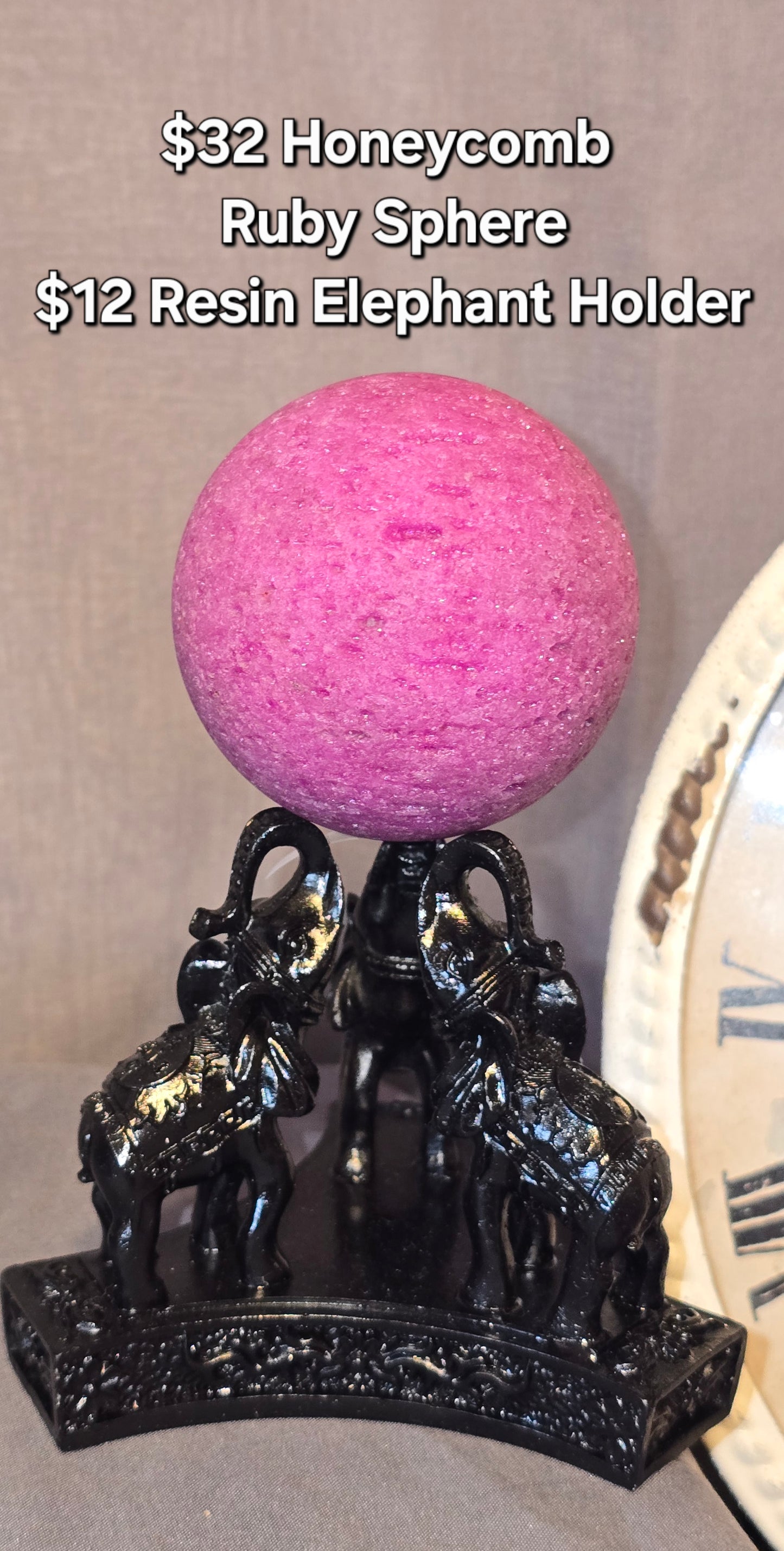 Resin Elephant Sphere Holder