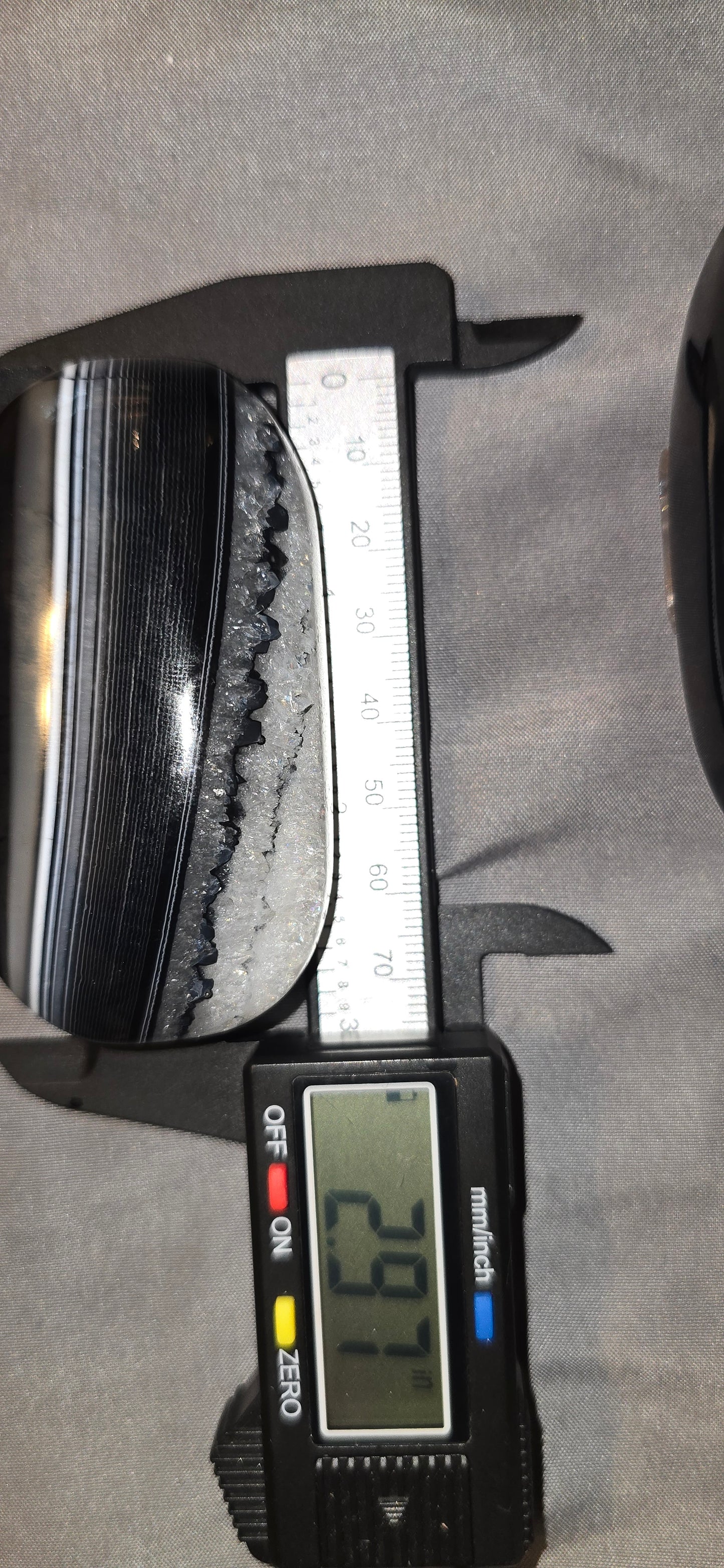 Black & White Sardonyx Palmstone