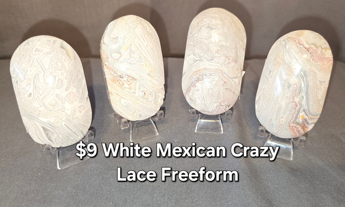 White Mexican Crazy Lace Palmstone