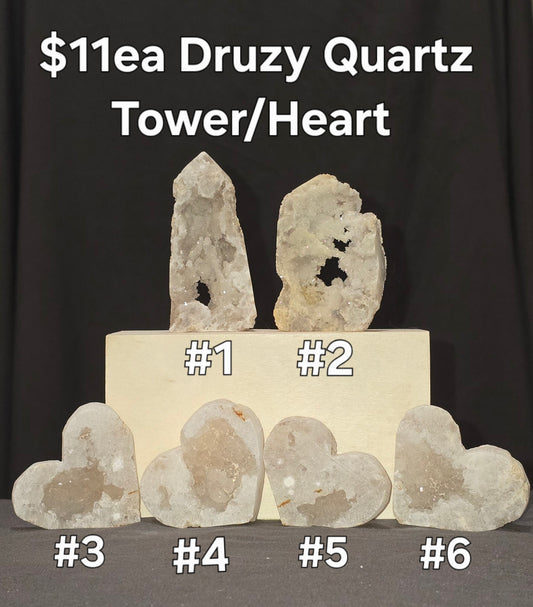 S0434 Druzy Quartz Tower/Heart
