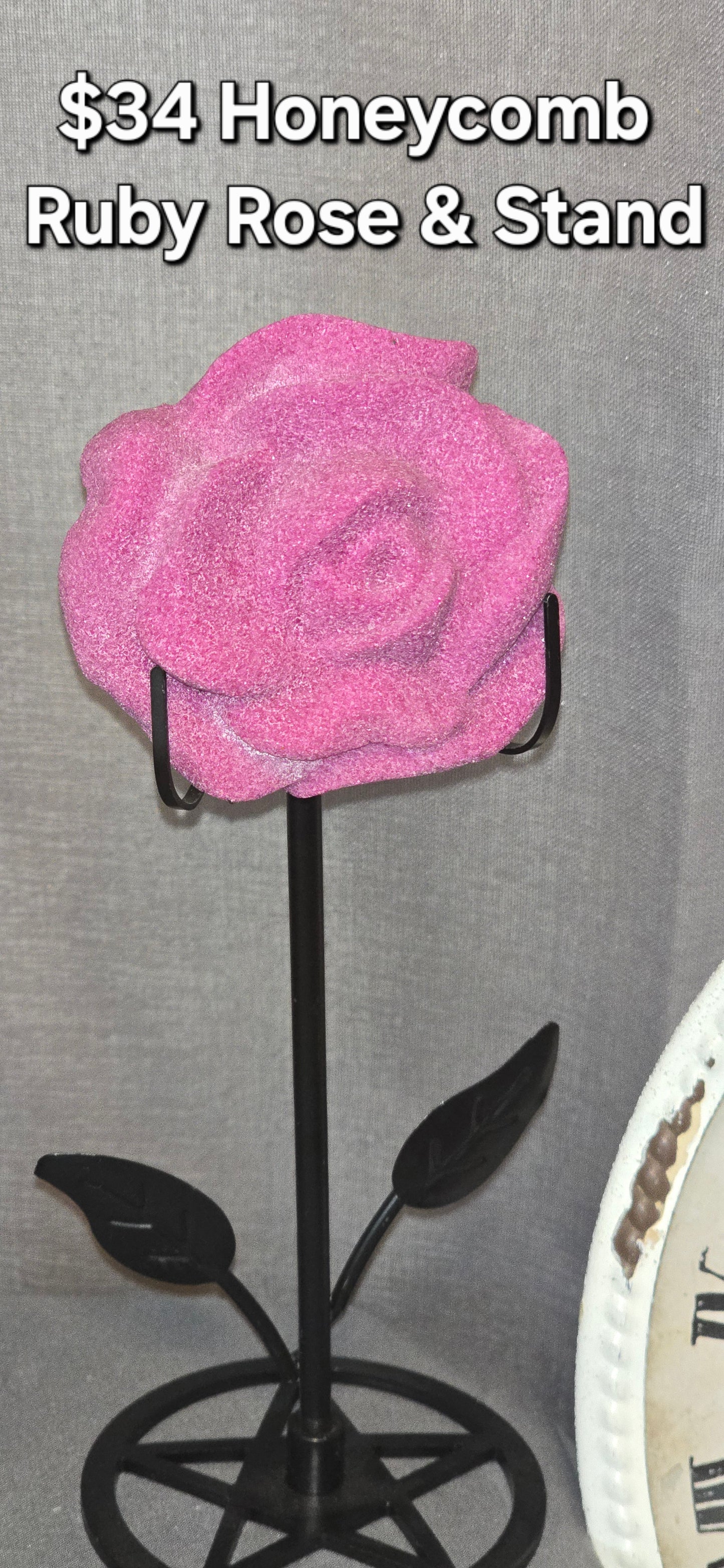 Honeycomb Ruby Rose & Stand