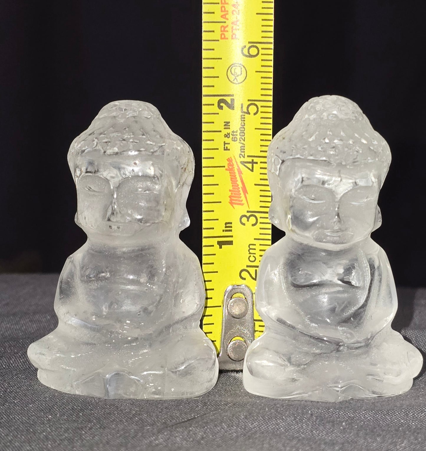 S0432 Clear Quart Carvings