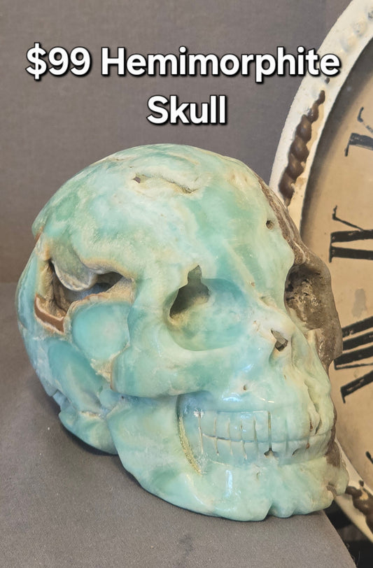 Hemimorphite Skull