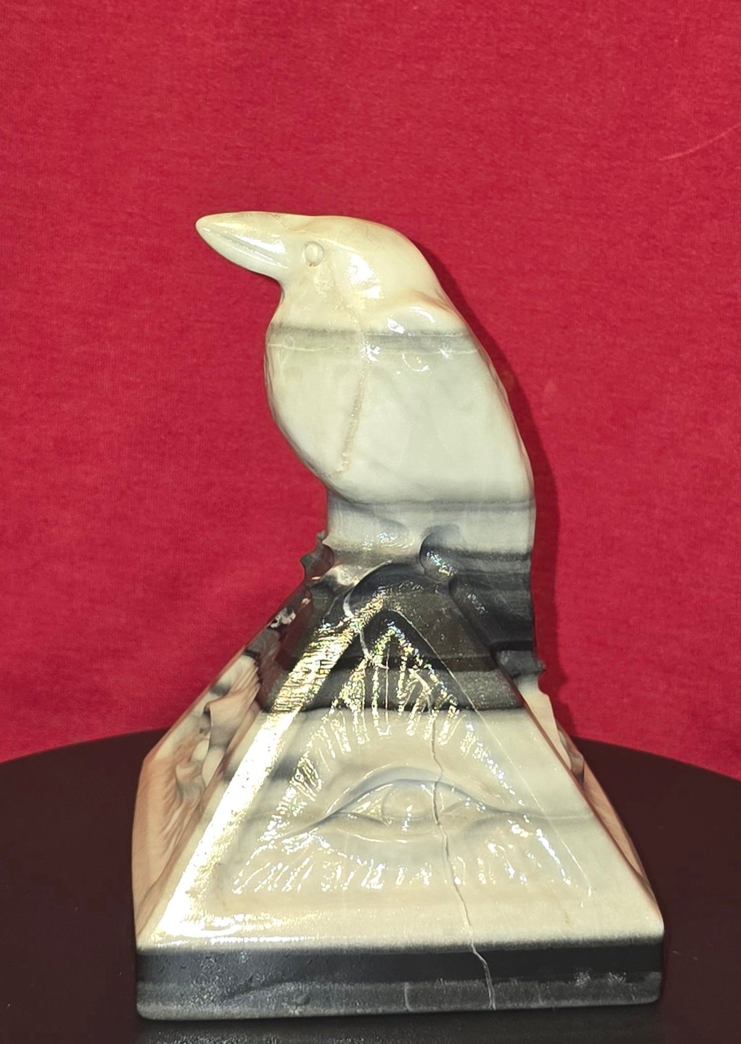 S0020 Taiji Raven Pyramid