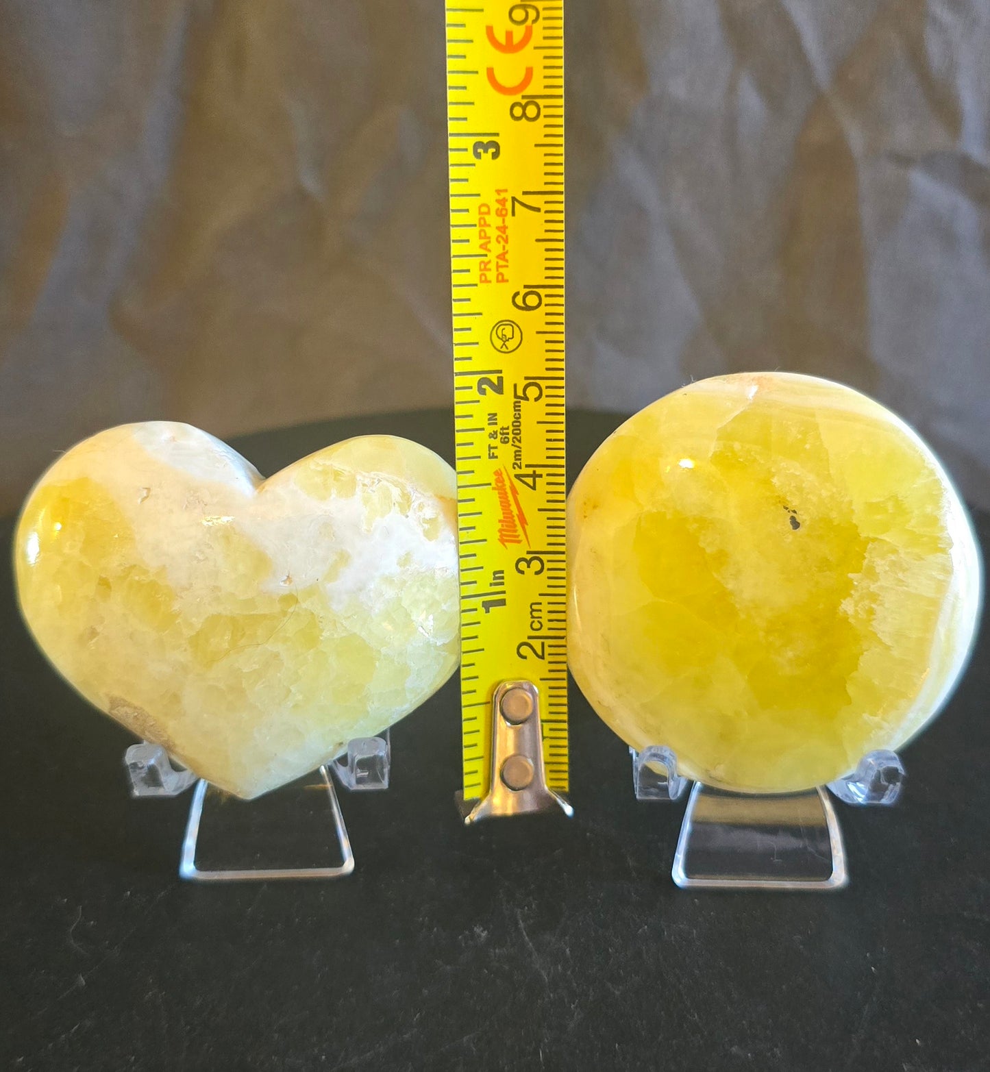 S0250 Brucite Heart/Palm