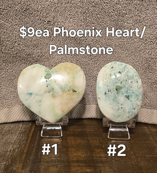 S0109 Phoenix Heart or Palmstone