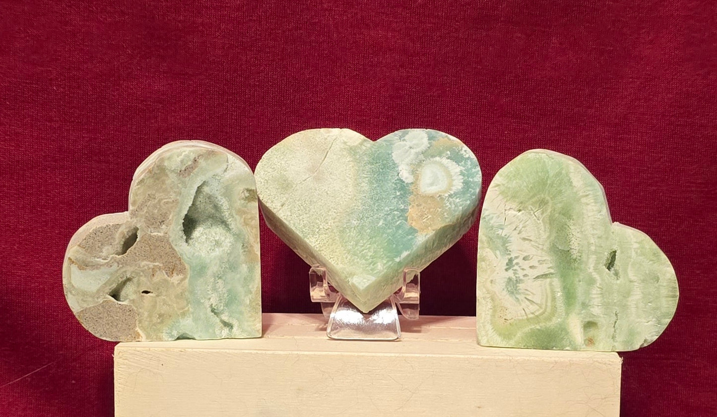 S0089 Hemimorphite Heart