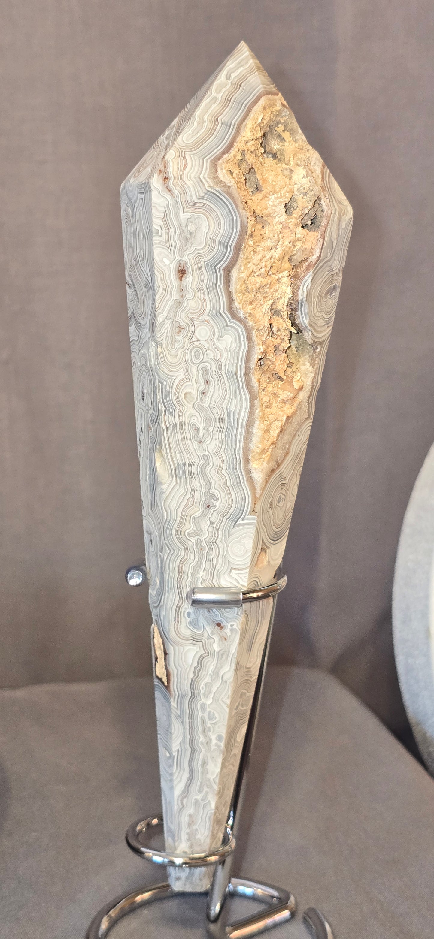 White Mexican Crazy Lace Wand & Stand