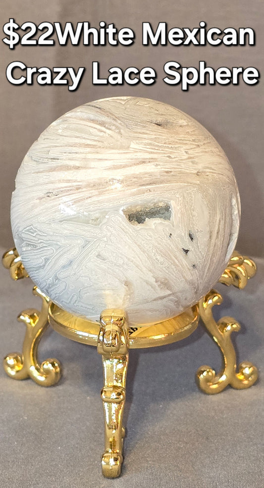 White Mexican Crazy Lace Sphere