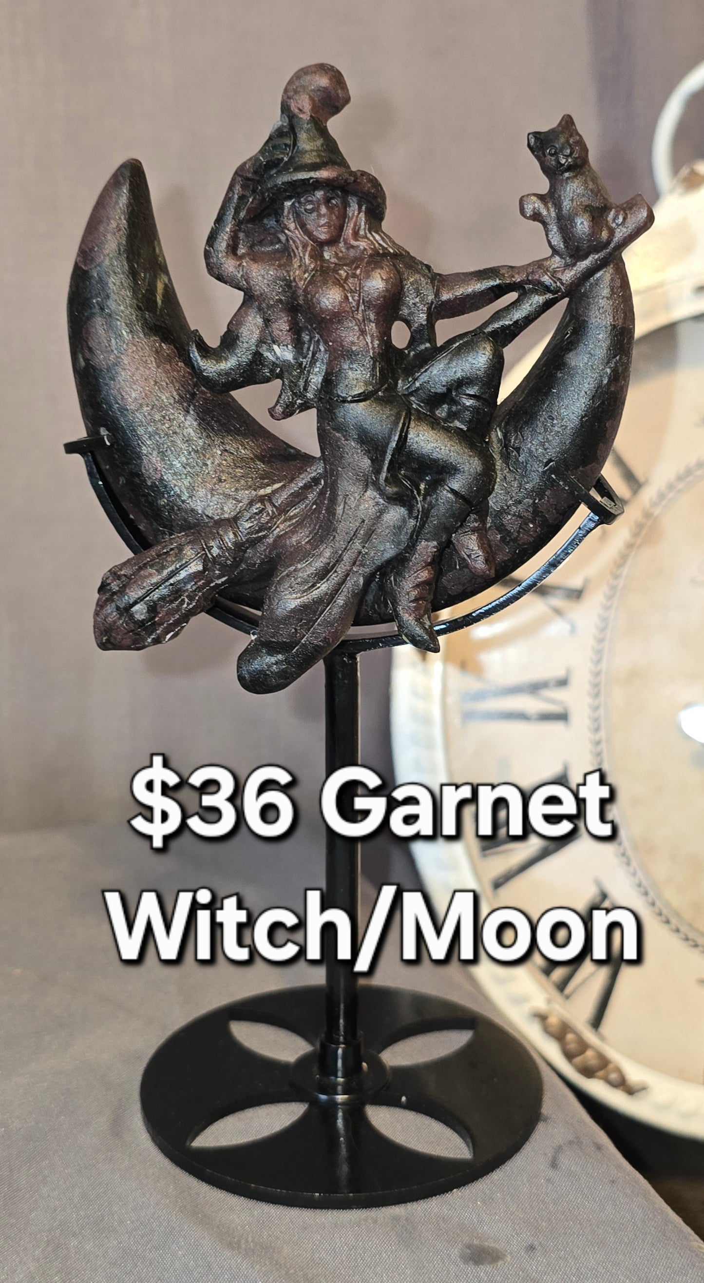Garnet Witch/Moon