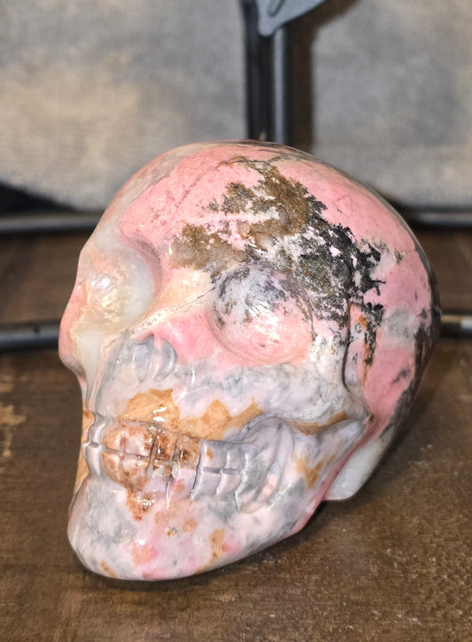 S0055 Rhodonite Skull