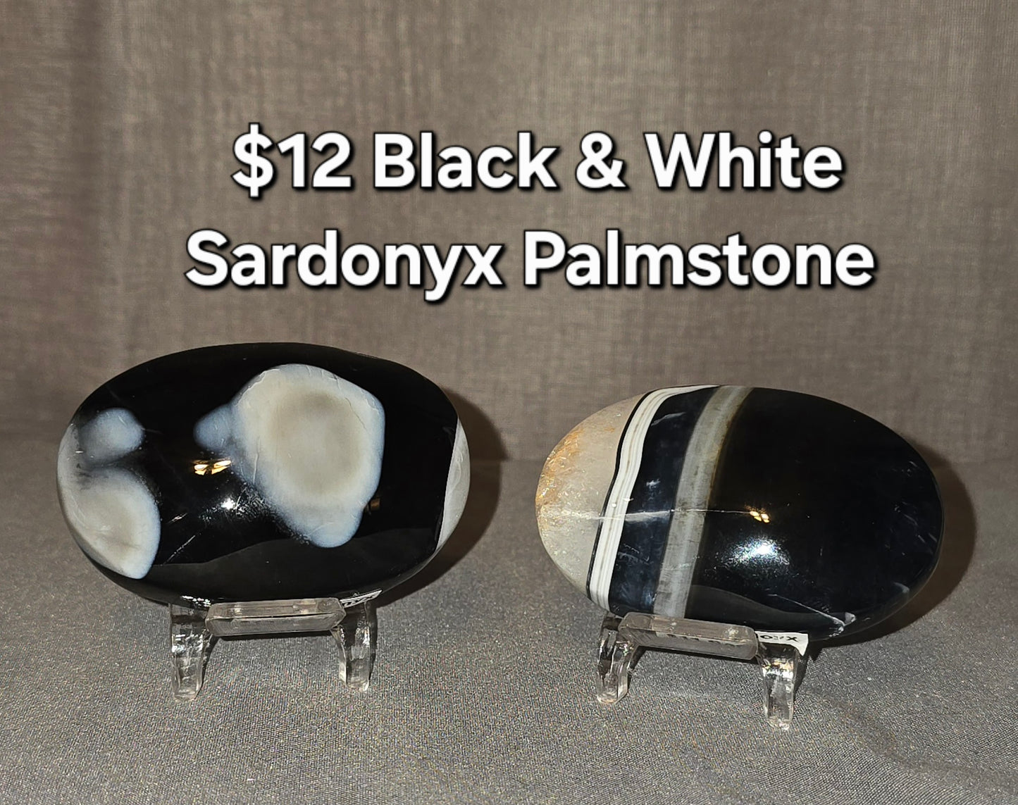 Black & White Sardonyx Palmstone