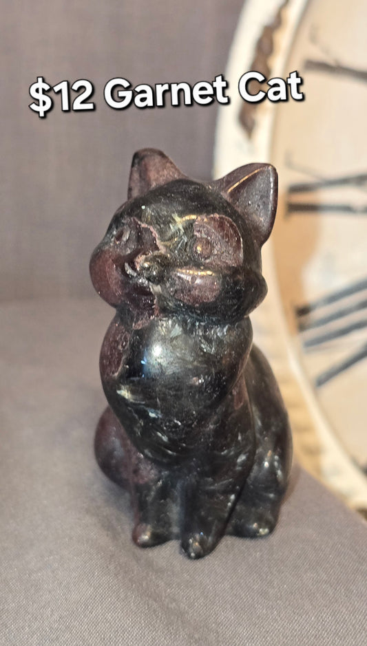 Garnet Cat