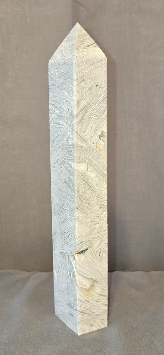 White Mexican Crazy Lace Tower