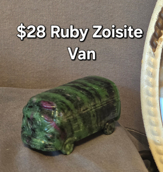 Ruby Zoisite Van