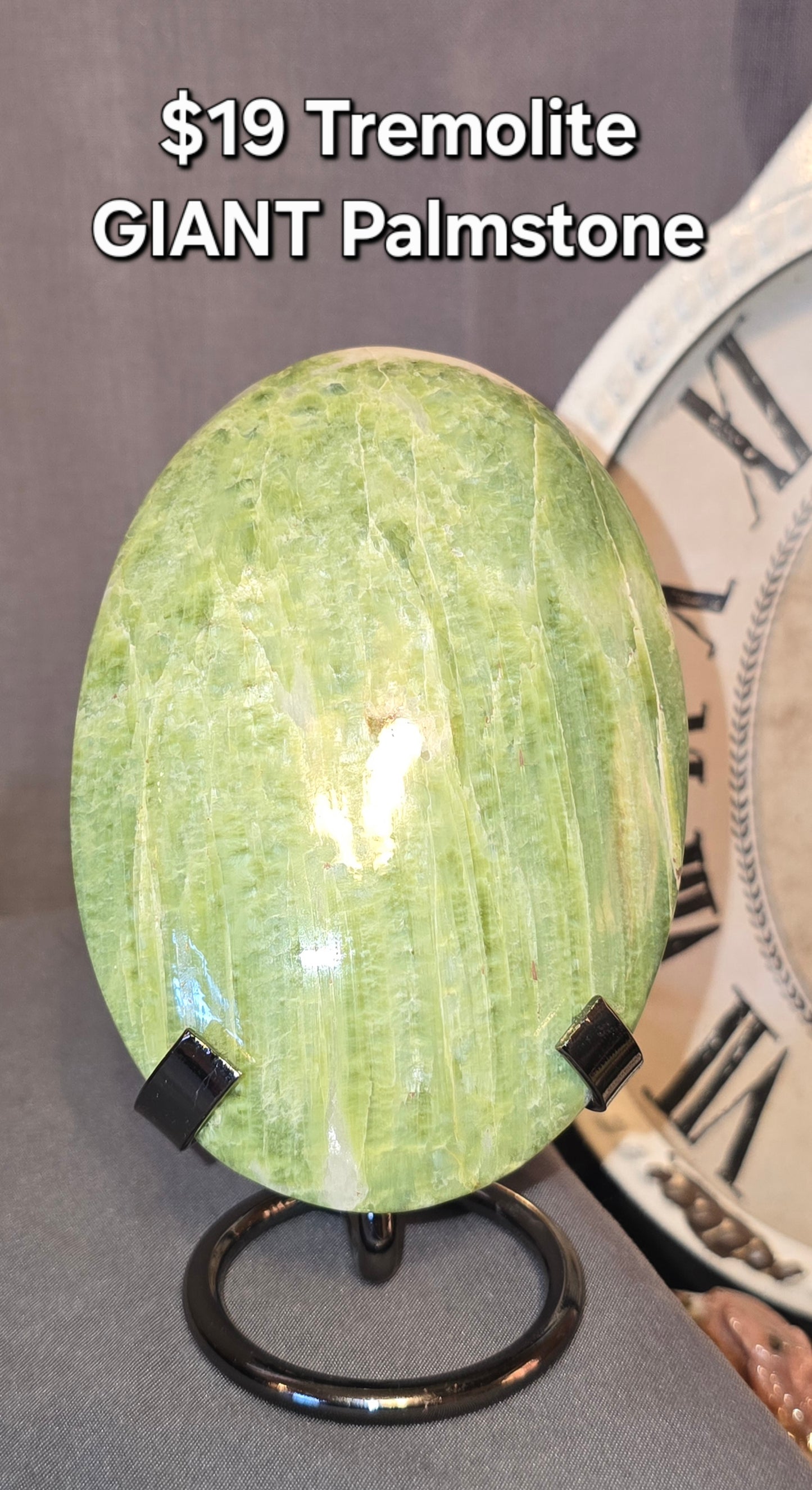 Tremolite GIANT Palmstone