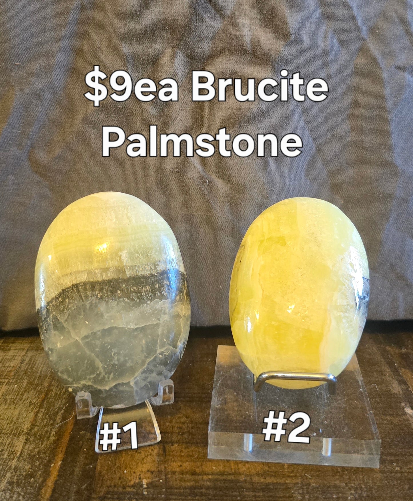 S0249 Brucite Palmstone