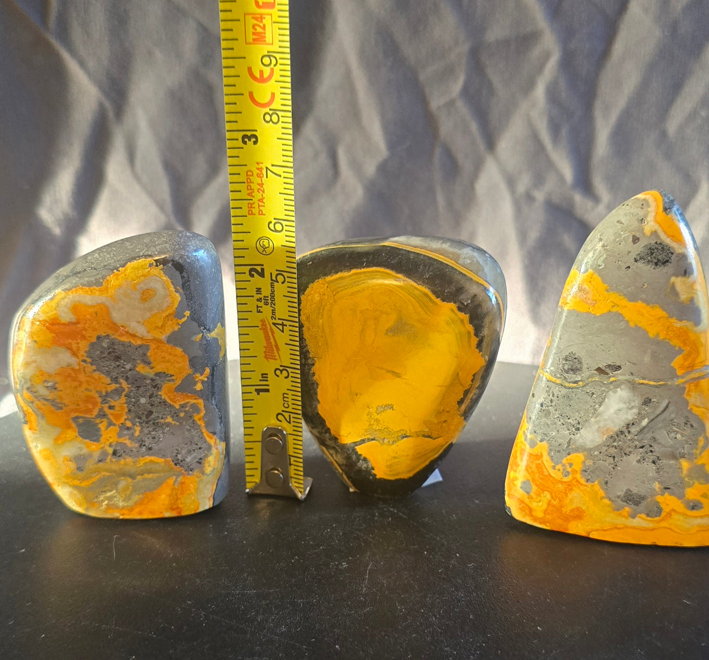 S0262 Bumblebee Jasper Freeform