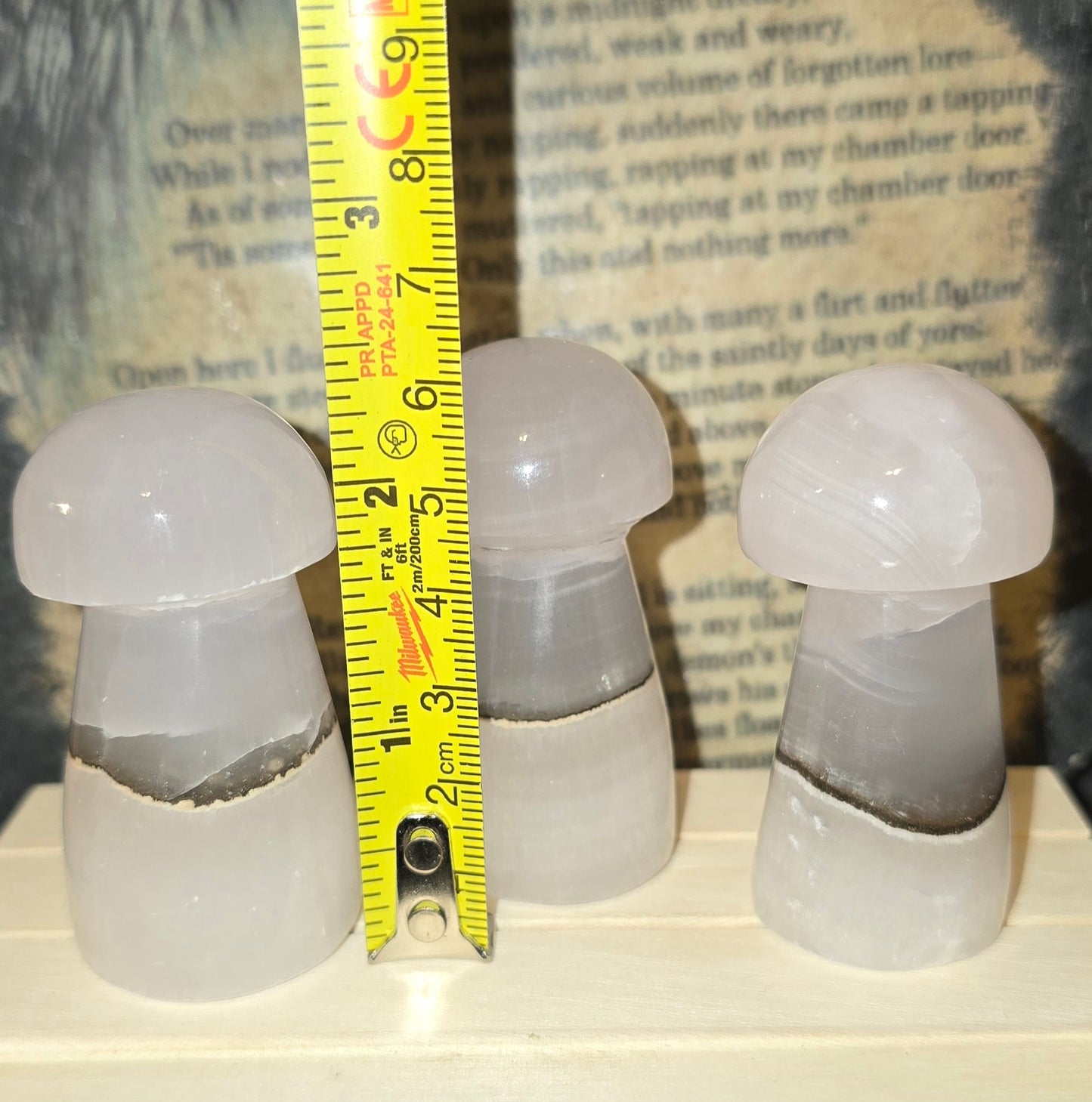 S0187 Smokey Pink Mangano Calcite Mushroom