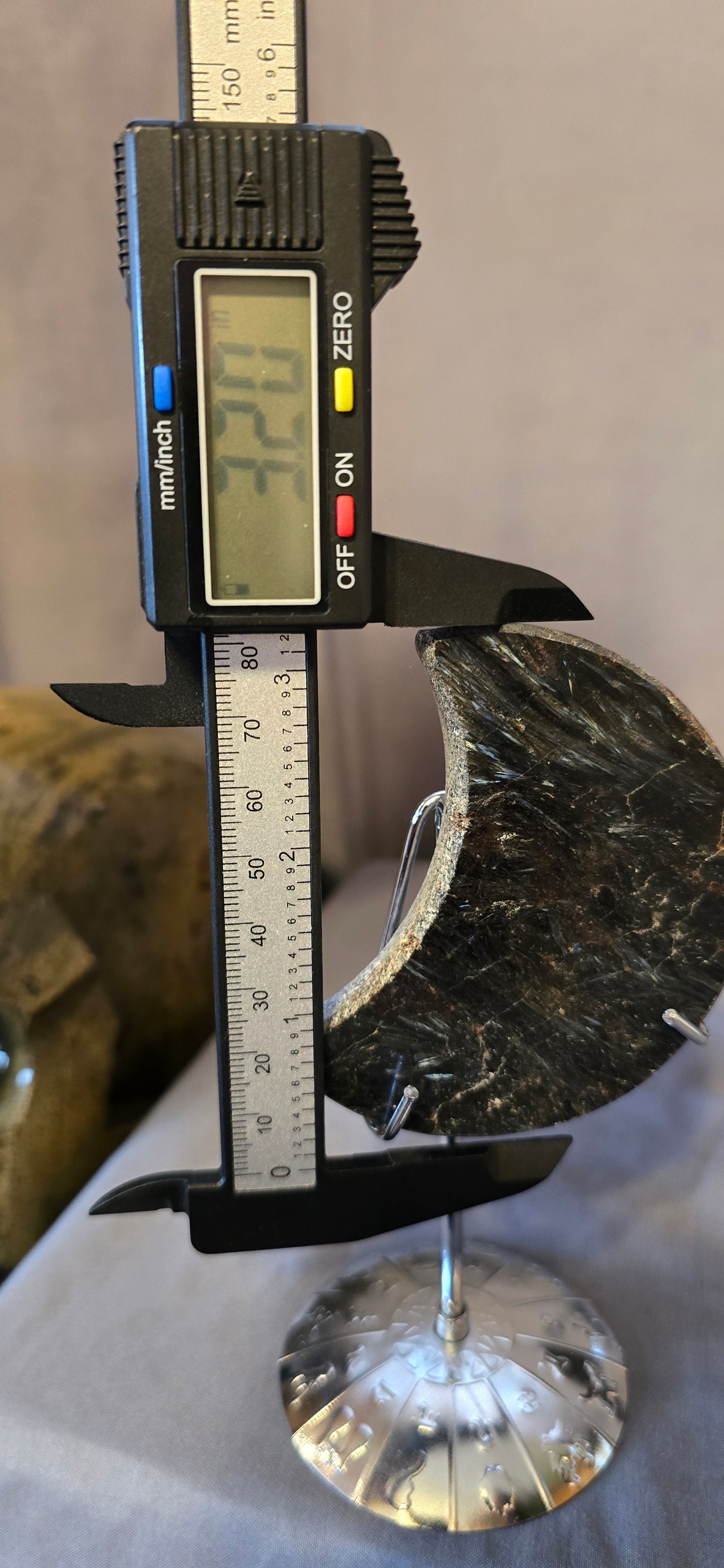 Arfvedsonite Triple Moon Set